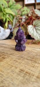 Amethist punt carving