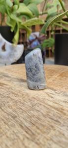 labradoriet sculptuur mini