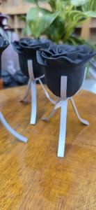 Obsidiaan roos op standaard zilver/goud