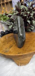 Statement Labradoriet sculptuur